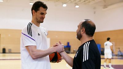 Hezonja se incorpora a los entrenamientos
