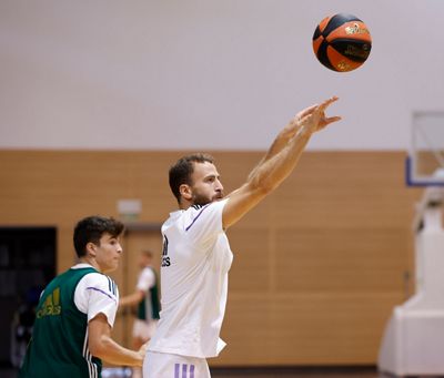 entrenamiento del real madrid de baloncesto