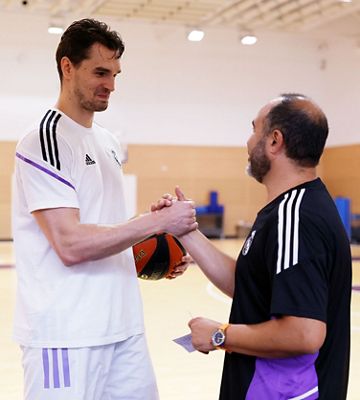 entrenamiento del real madrid de baloncesto