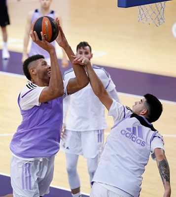 entrenamiento del real madrid de baloncesto