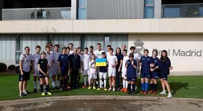 encuentro del presidente y lunin con un grupo de niños ucranianos