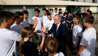 encuentro del presidente y lunin con un grupo de niños ucranianos