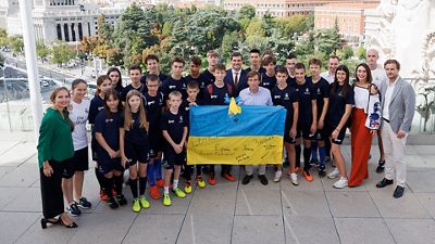 A group of Ukrainian children from the Real Madrid Foundation visit Madrid City Hall