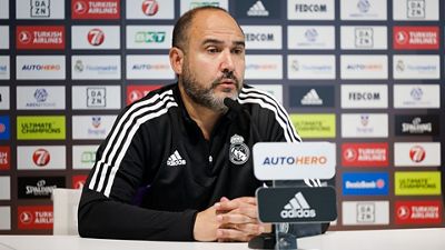 Chus Mateo: “Intentaremos hacer nuestro partido ante el Efes”
