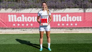 Athenea named Mahou Five Star player for September