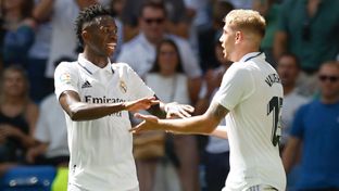 Clásico en el Bernabéu con el liderato en juego