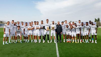 Benzema and Courtois show off Ballon d'Or and Yashin Trophy