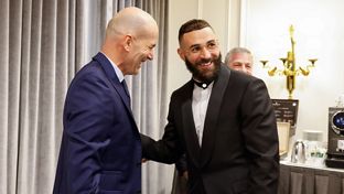 Inside Real Madrid: Benzema heads to the ceremony and is greeted with a pleasant surprise