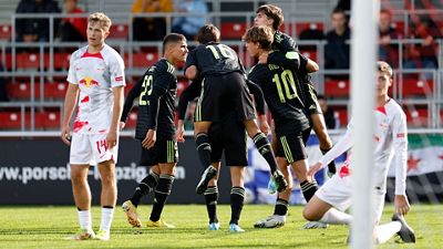 2-3: Into the Last 16 of the Youth League