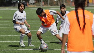 La Fundación Real Madrid celebró un clínic social en México