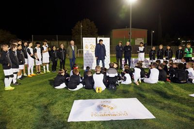 vallejo visita la escuela sociodeportiva de torrejón