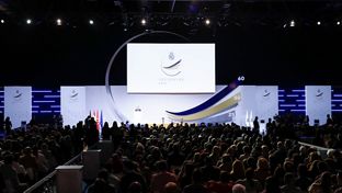 Real Madrid to present to present brilliant gold, gold and silver insignia today