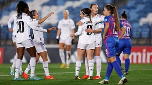 El Real Madrid golea en el último partido del año