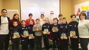 Las escuelas europeas de la Fundación Real Madrid celebran la Navidad