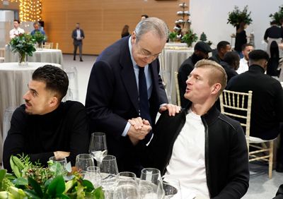 las plantillas de fútbol y baloncesto celebraron la comida de navidad