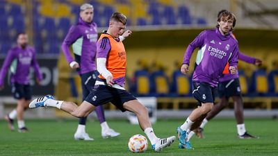 Último entrenamiento antes de la semifinal de la Supercopa