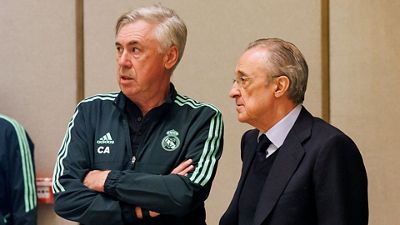 Florentino Pérez, con el equipo en Rabat