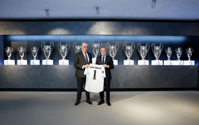 florentino pérez y josé bogas firmaron el acuerdo de colaboración para las escuelas de la fundación