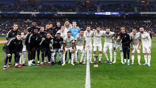El equipo ofreció el octavo Mundial de Clubes al Bernabéu