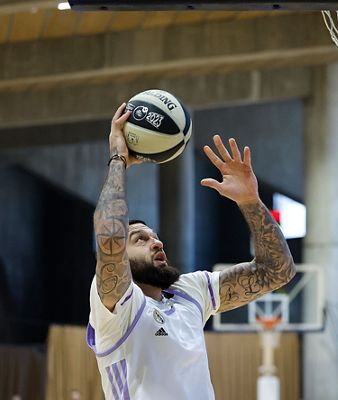 entrenamiento del real madrid de baloncesto