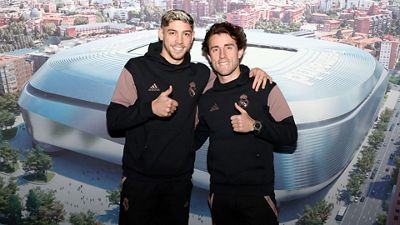 Valverde y Odriozola, protagonistas de la sesión de firmas en Pamplona