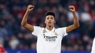 Álvaro Rodríguez, asistencia en su debut en la Liga