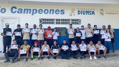 Formación de fútbol, baloncesto y valores para las escuelas de la Fundación en Honduras