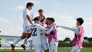 Comeback seals Youth League quarter-final spot