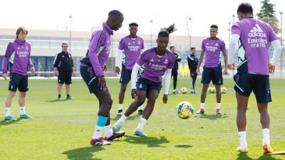 Final training session ahead of the Clásico