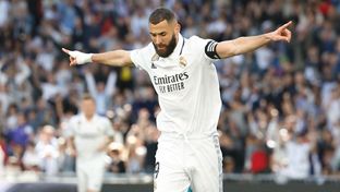 Os três golos de Benzema em sete minutos