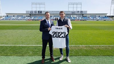 Casillas presenta el Educational Football Program de la Fundación en Montevideo