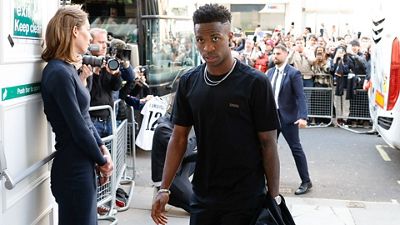 Real Madrid touch down in London