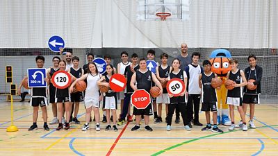 Educación vial inclusiva en las escuelas de baloncesto de la Fundación Real Madrid