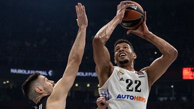Tavares named MVP in EuroLeague playoff Game 4