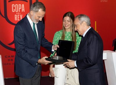 recepción con el rey antes de la final de copa