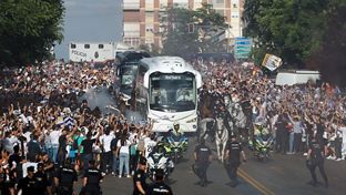 Recibimiento espectacular al Real Madrid