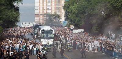 llegada del real madrid al santiago bernabéu