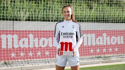 Weir named Mahou Cinco Estrellas player for April