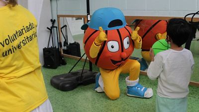 La Fundación Real Madrid apoya el Día del Niño Hospitalizado