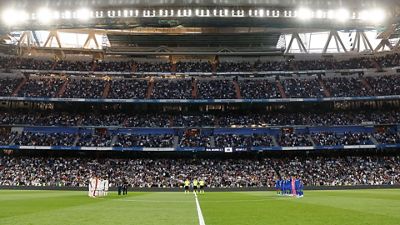Minuto de silencio en memoria de Arsenio Iglesias