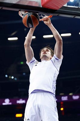entrenamiento del real madrid en kaunas