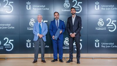 La escuela sociodeportiva de la Fundación en Fuenlabrada continuará en el campus universitario