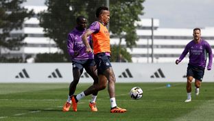 Último treino antes de visitar o Valência