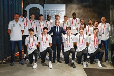 el presidente felicitó al júnior