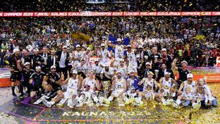 O Madrid conquista a Décima Primeira com um cesto mágico de Llull