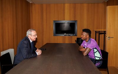 el presidente con vinícius junior