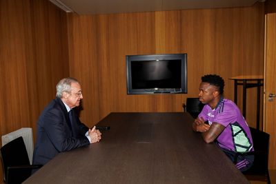 el presidente con vinícius junior