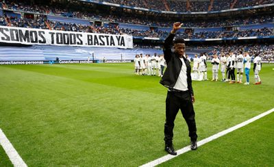 homenaje del santiago bernabéu a vinicius júnior
