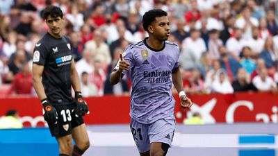 1-2: Sieg in Sevilla dank Doppelpack von Rodrygo