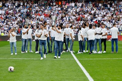 el real madrid de baloncesto ofrece la undécima al santiago bernabéu